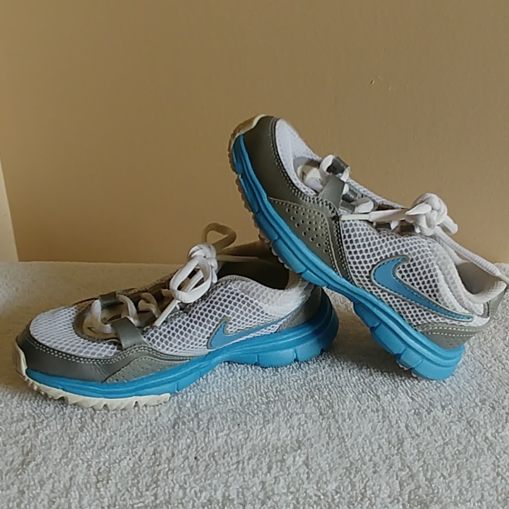 Nike Girl's running shoes
